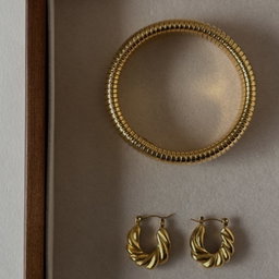 Ribbed Bangle