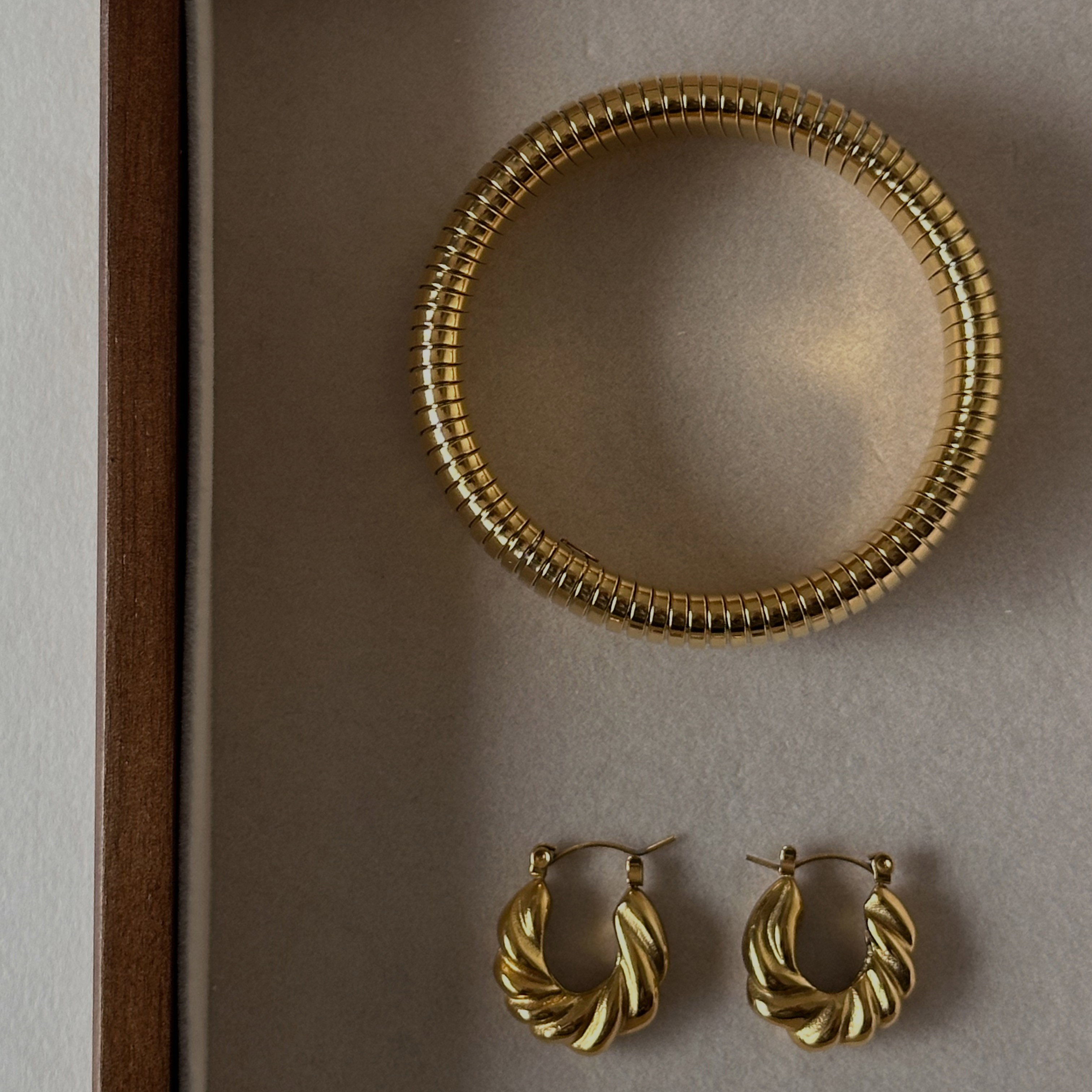 Ribbed Bangle_2