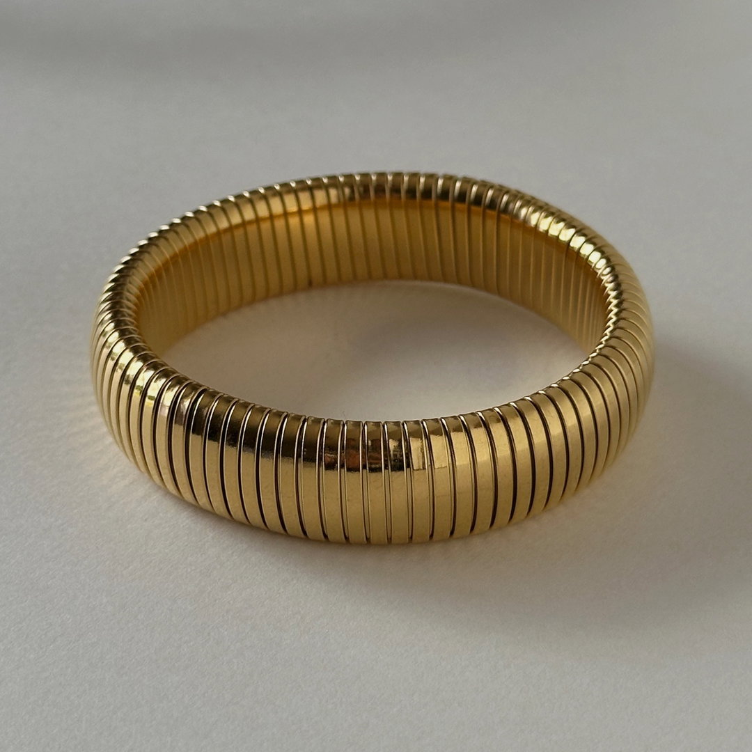 Ribbed Bangle