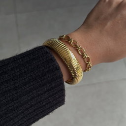 Ribbed Bangle