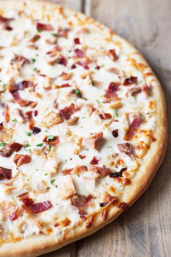 Large Delish Club Pizza