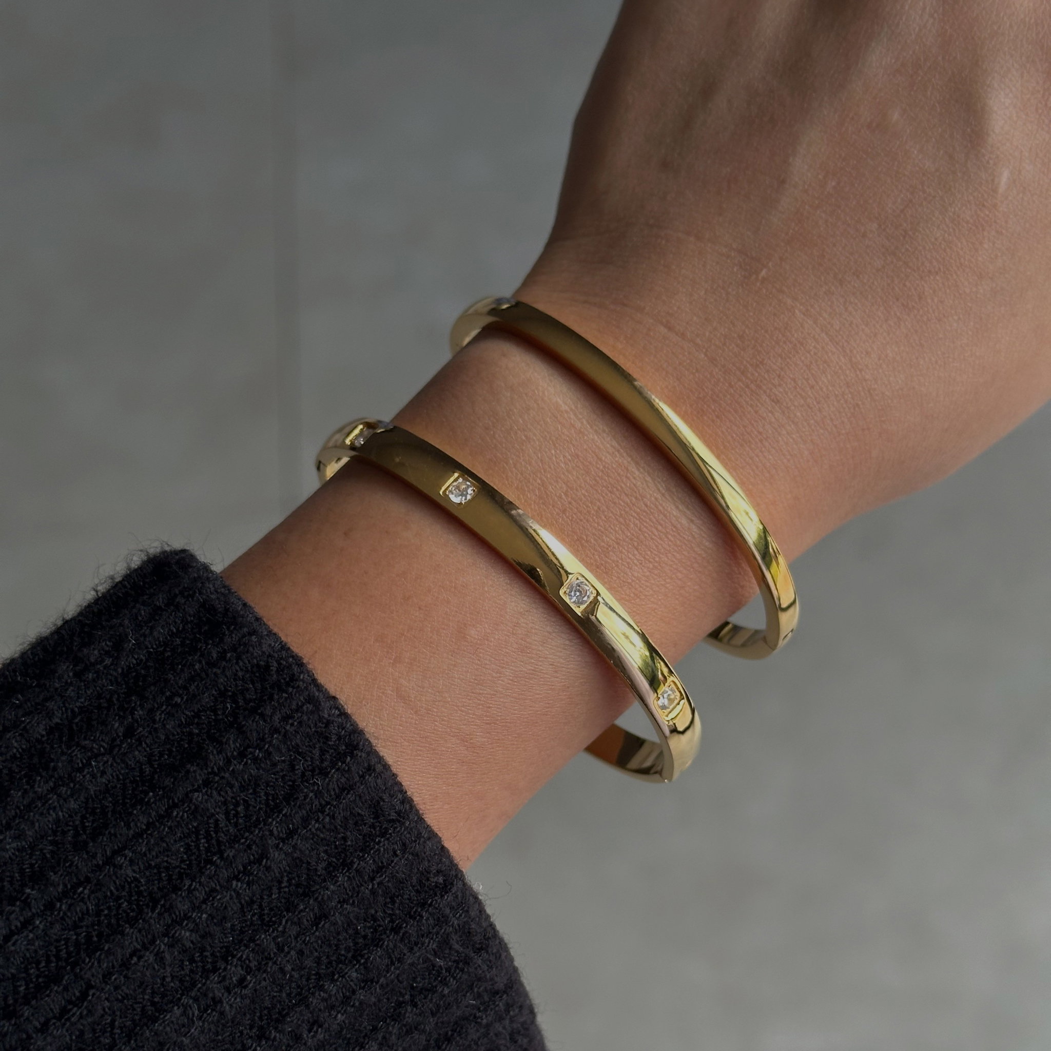 Fine Bangle_2