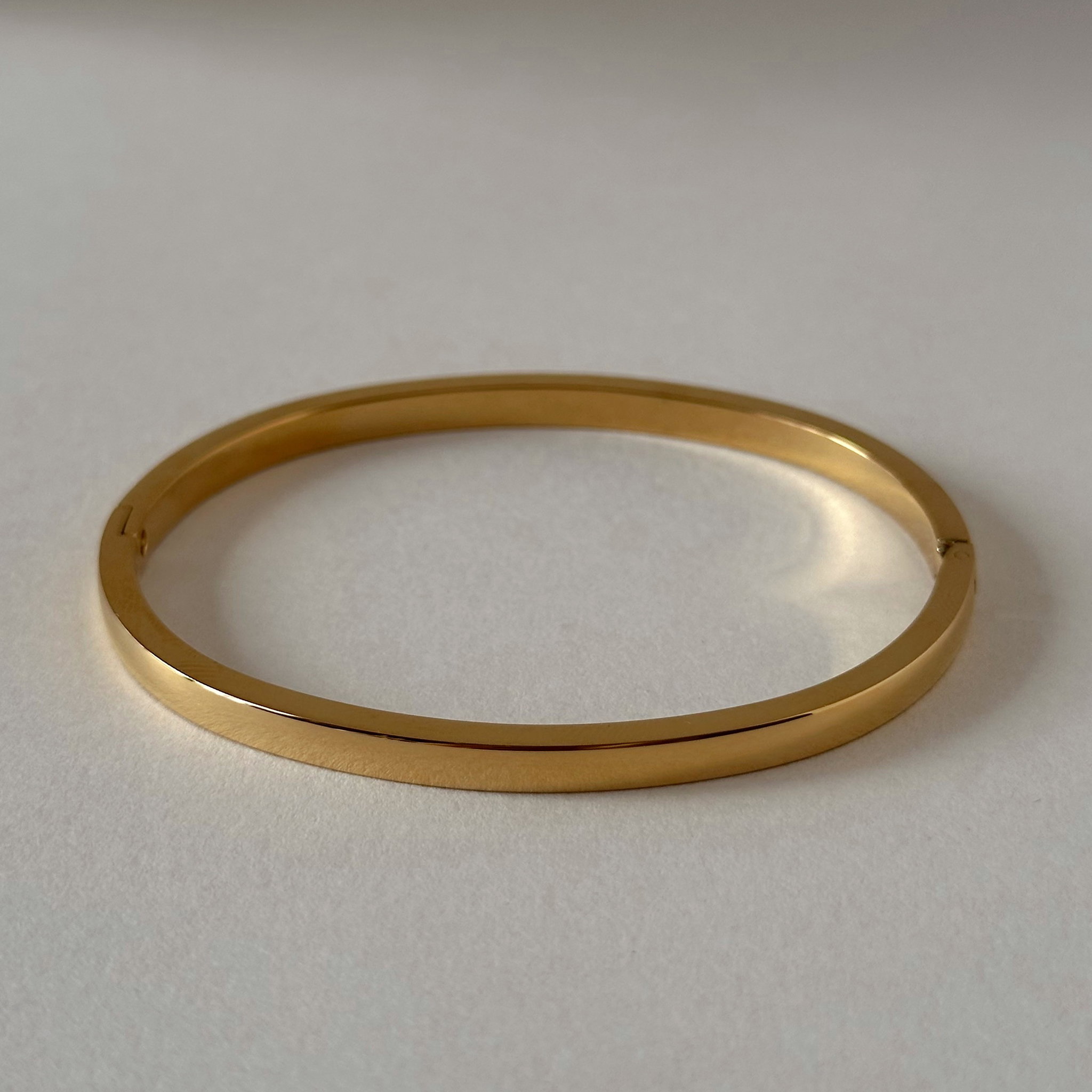 Fine Bangle_0