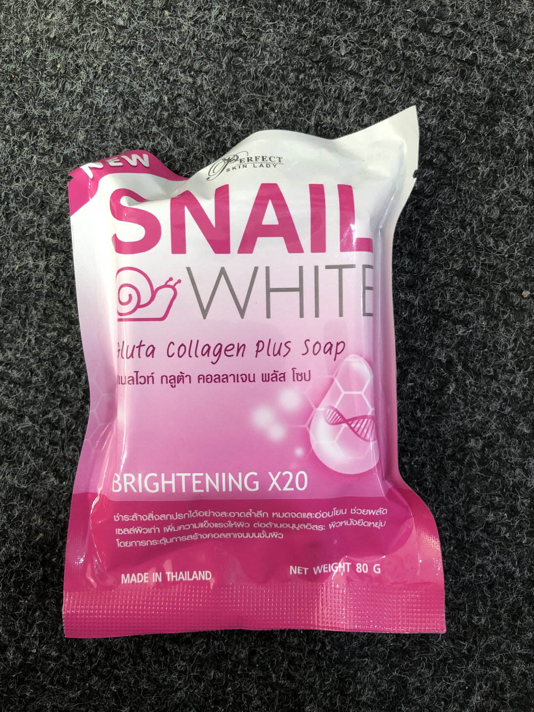 Snail White Gluta Collagen Plus soap x20 Brightening