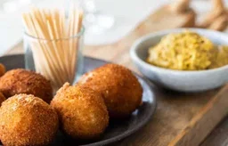 Bitterballen chicken