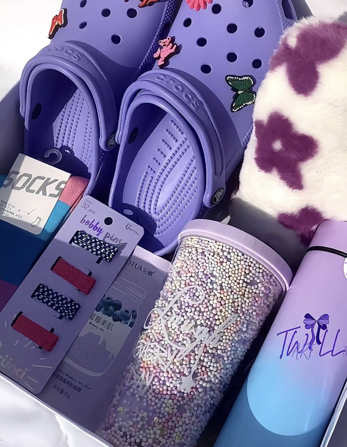 Adults Crocs Gift Bag/Basket_1