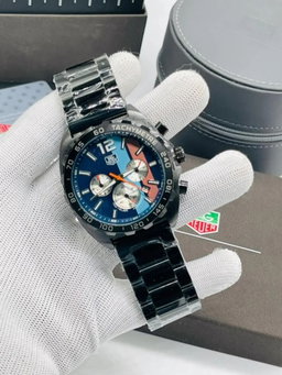Round Tag Heuer whatches