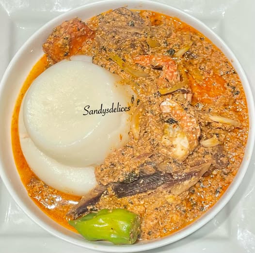 Sauce césame avec igname pilée - MAQUIS MAHI