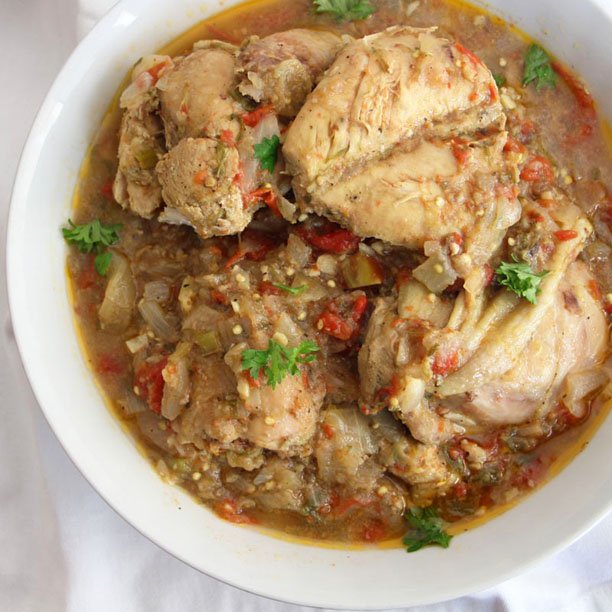 1/2 poulet kédjénou - BAR RESTAU CHEZ DAGAN_0