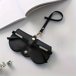 Chic Pouch