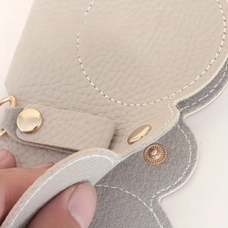 Chic Pouch