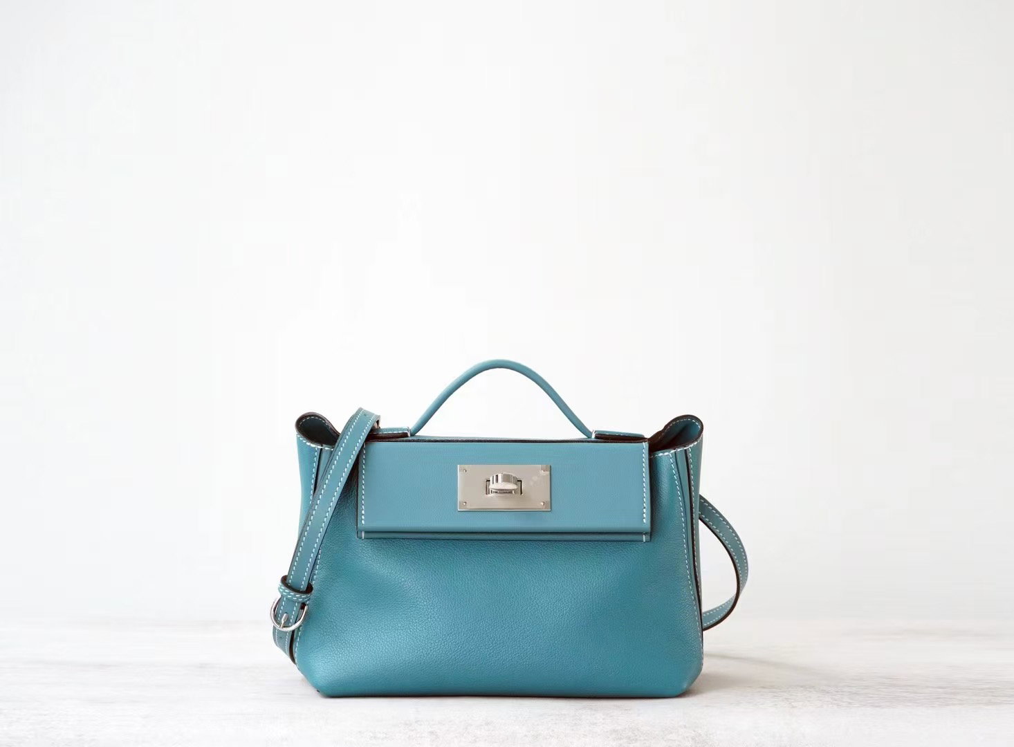 Mini 2424 EV Leather _2