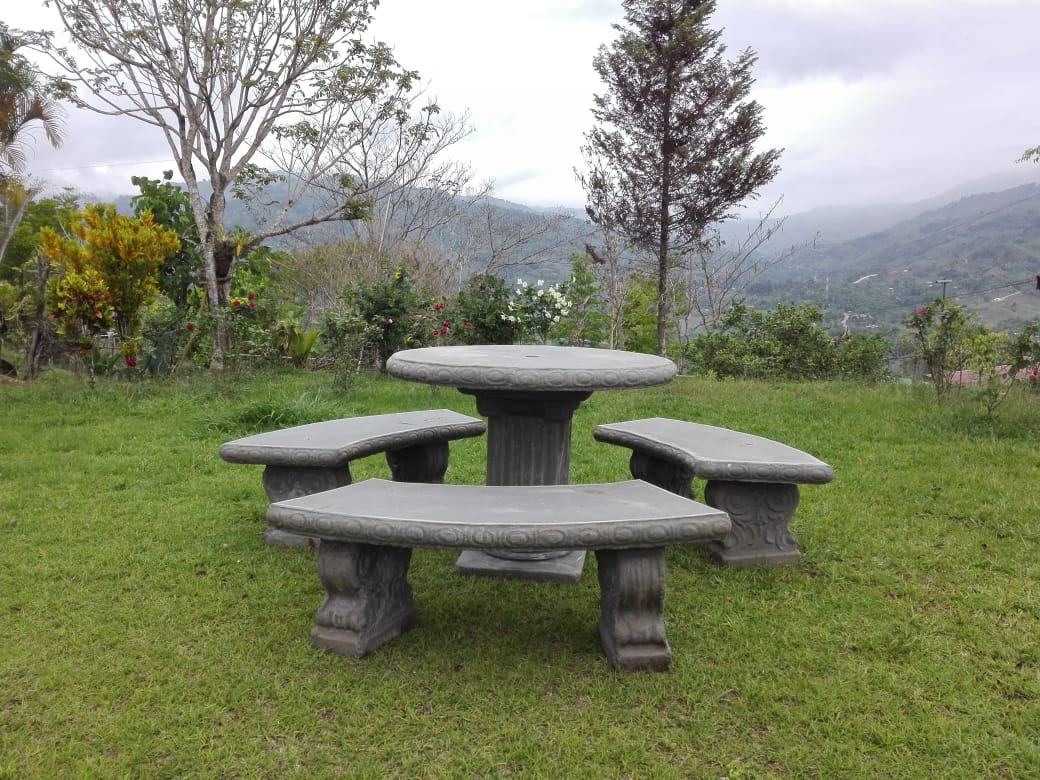 MESAS DE  CEMENTO _3