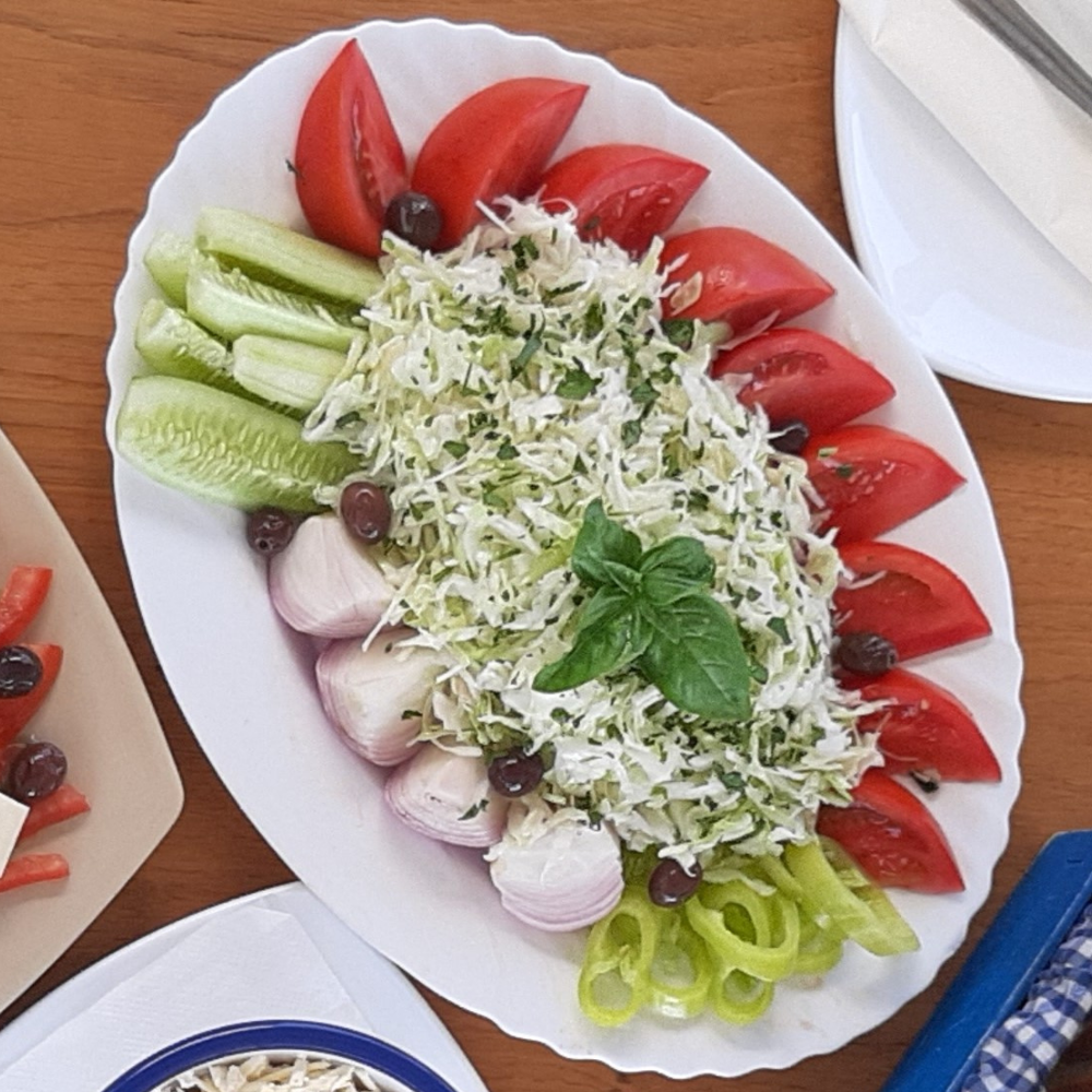 basta salata / garden salat 
