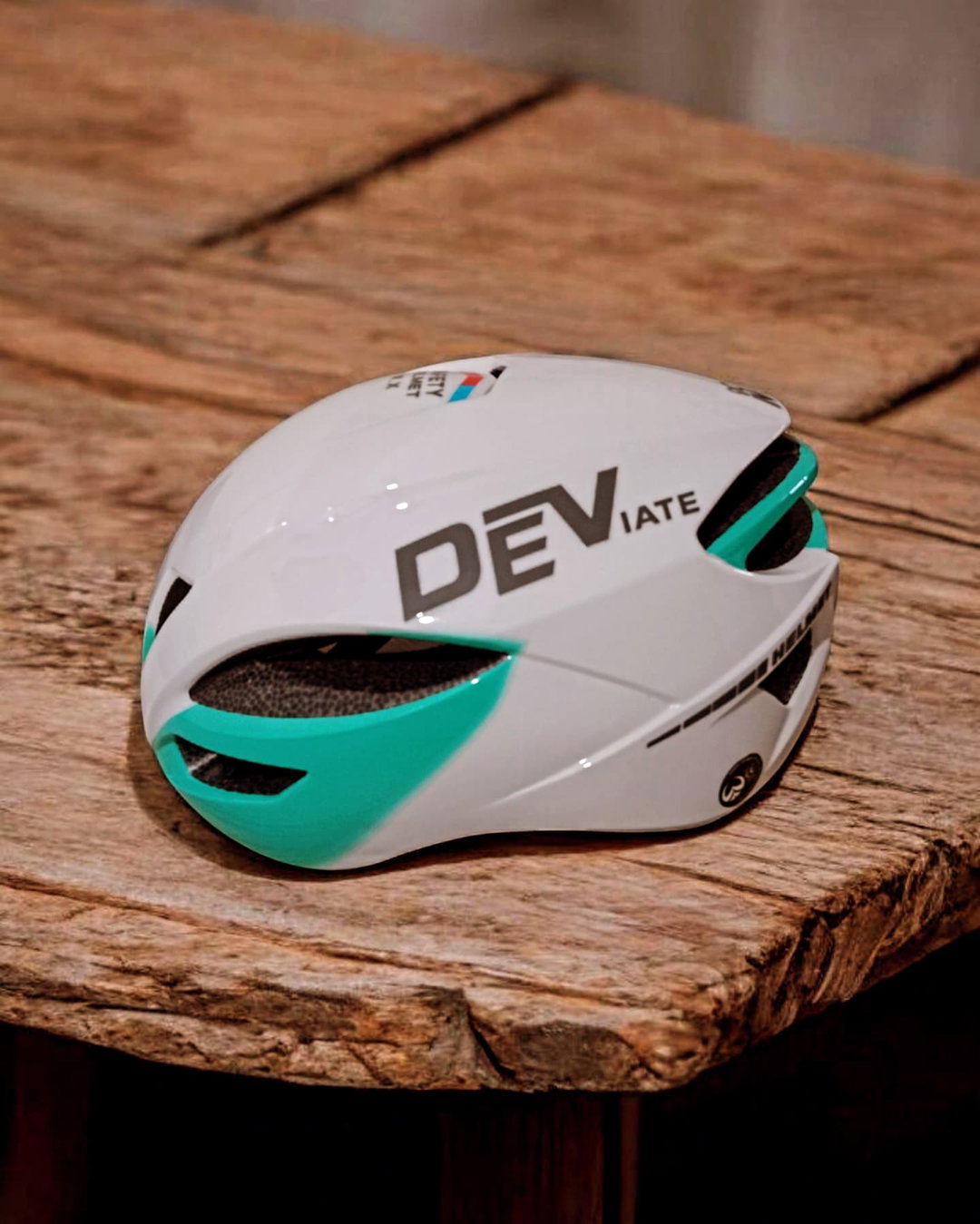 DEVIATE HELMET TEAL BLUE WHITE FINISH