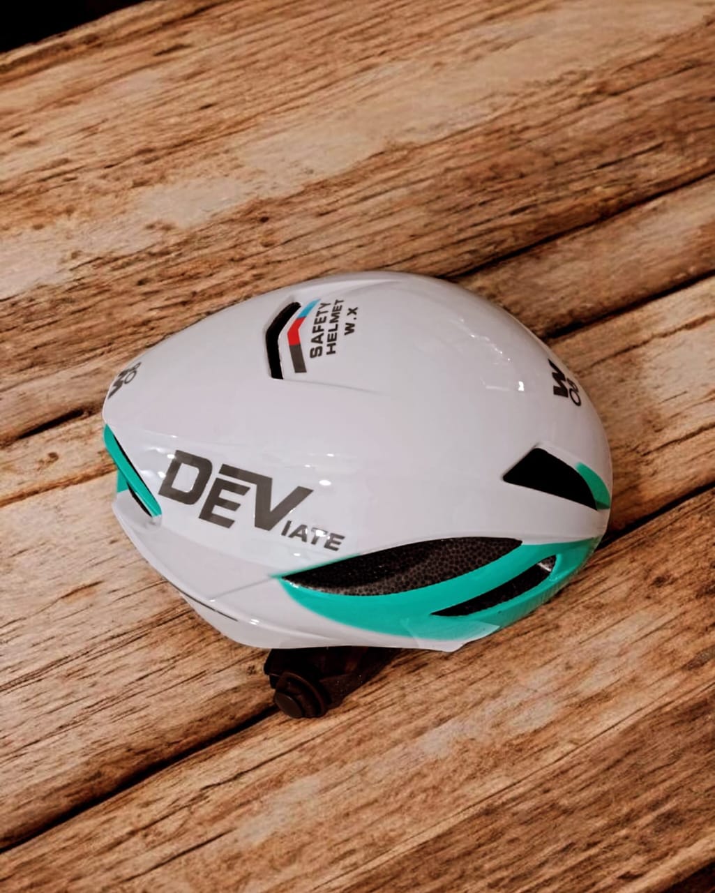 DEVIATE HELMET TEAL BLUE WHITE FINISH_3