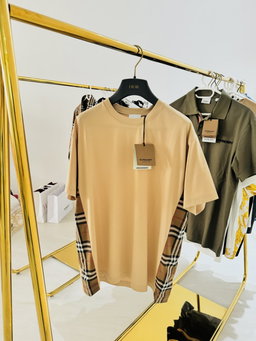 -50%‼️ / T shirt Burberry unissexo 