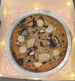 Cookies & Cream Cookie Cake