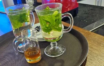 Fresh mint tea