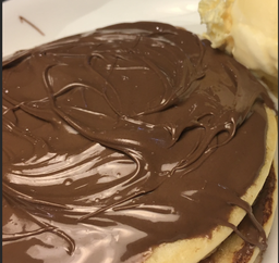 NUTELLA PANCAKES