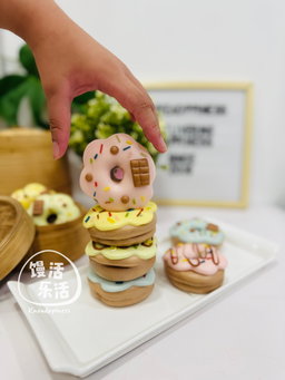 Donut 🍩 Bun 🍩
