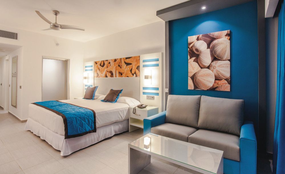 RIU Resorts and Hotels_8