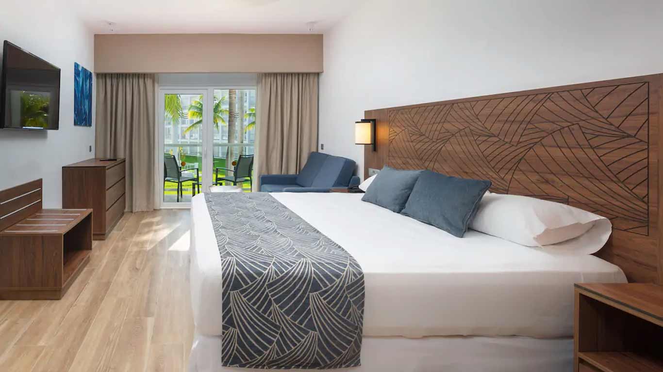 RIU Resorts and Hotels_6