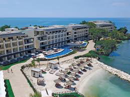 Royalton Hotel and Resort_1