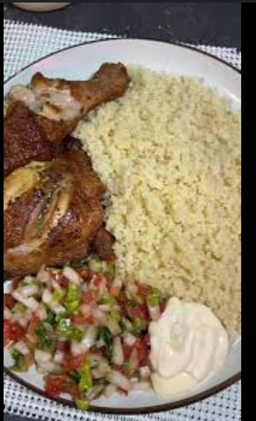 Attièkè avec un demi poulet - ATTIEKE DEKOUNGBE_0