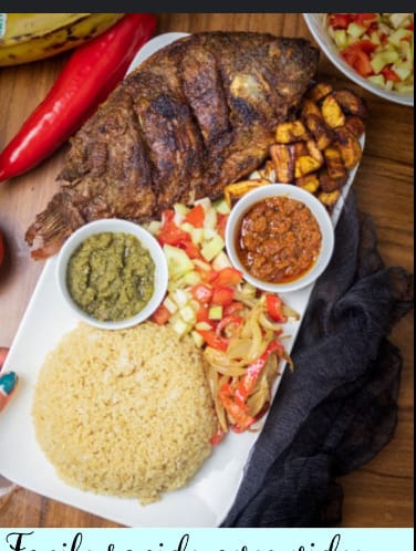 Attièkè au poisson tilapia - ATTIEKE DEKOUNGBE_0