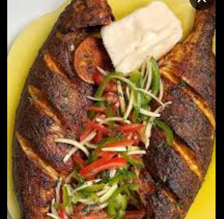 Akassa avec poisson silivi - ATTIEKE DEKOUNGBE