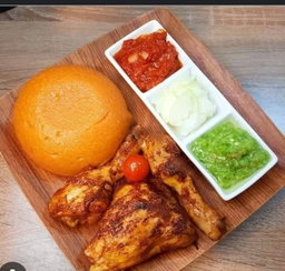 Pâte rouge + demi poulet - ATTIEKE DEKOUNGBE