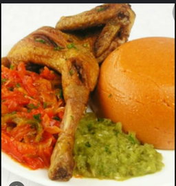 Pâte rouge + poulet complet - ATTIEKE DEKOUNGBE