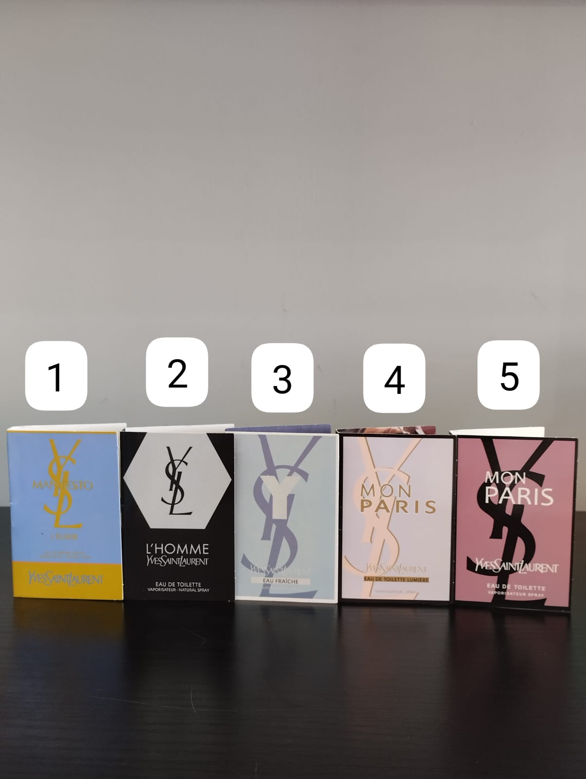 Yves Saint Laurent Perfume (2ml)_0