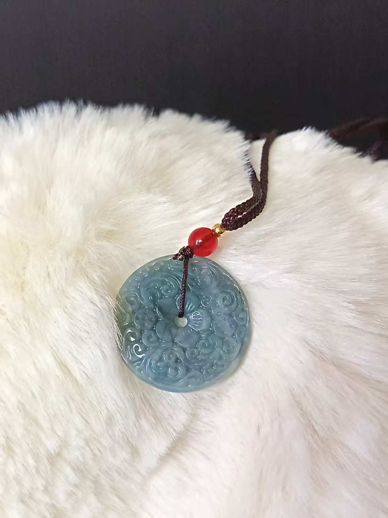 BLUE WATER JADEITE - DONUT CARVING _2