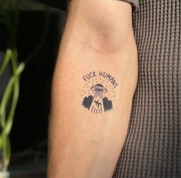 OVNI “Fuck Humans”