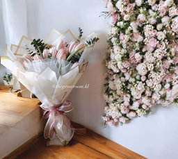 TULIPS BOUQUET WRAP