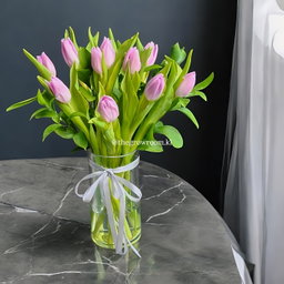 TULIPS VASE ARRANGEMENT 