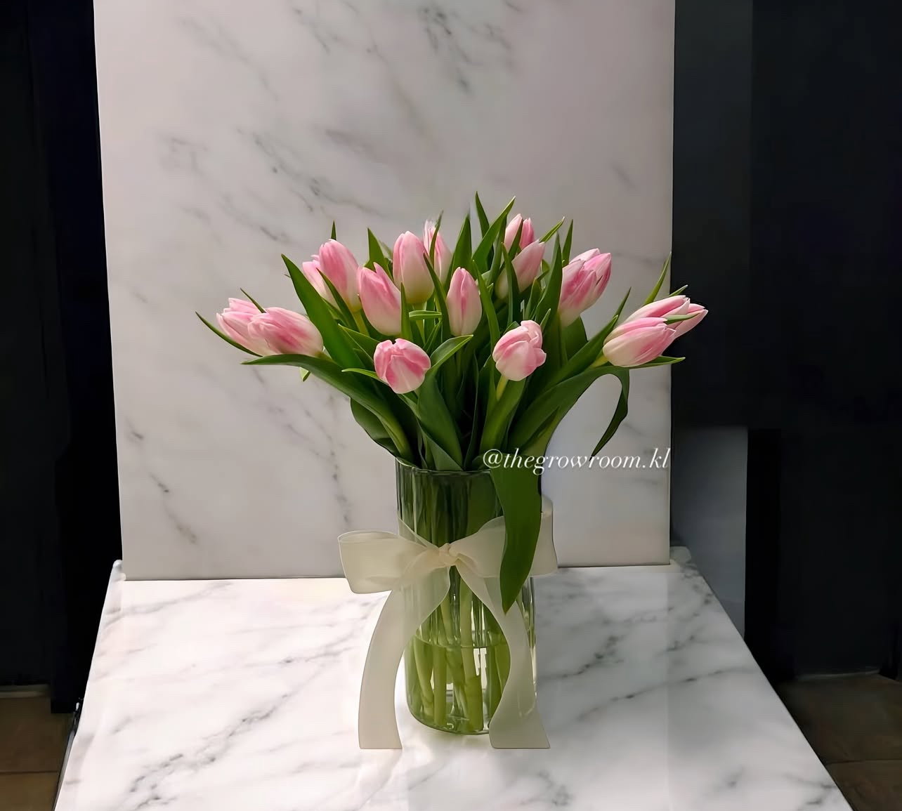 TULIPS VASE ARRANGEMENT _3