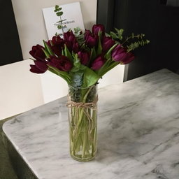 TULIPS VASE ARRANGEMENT 