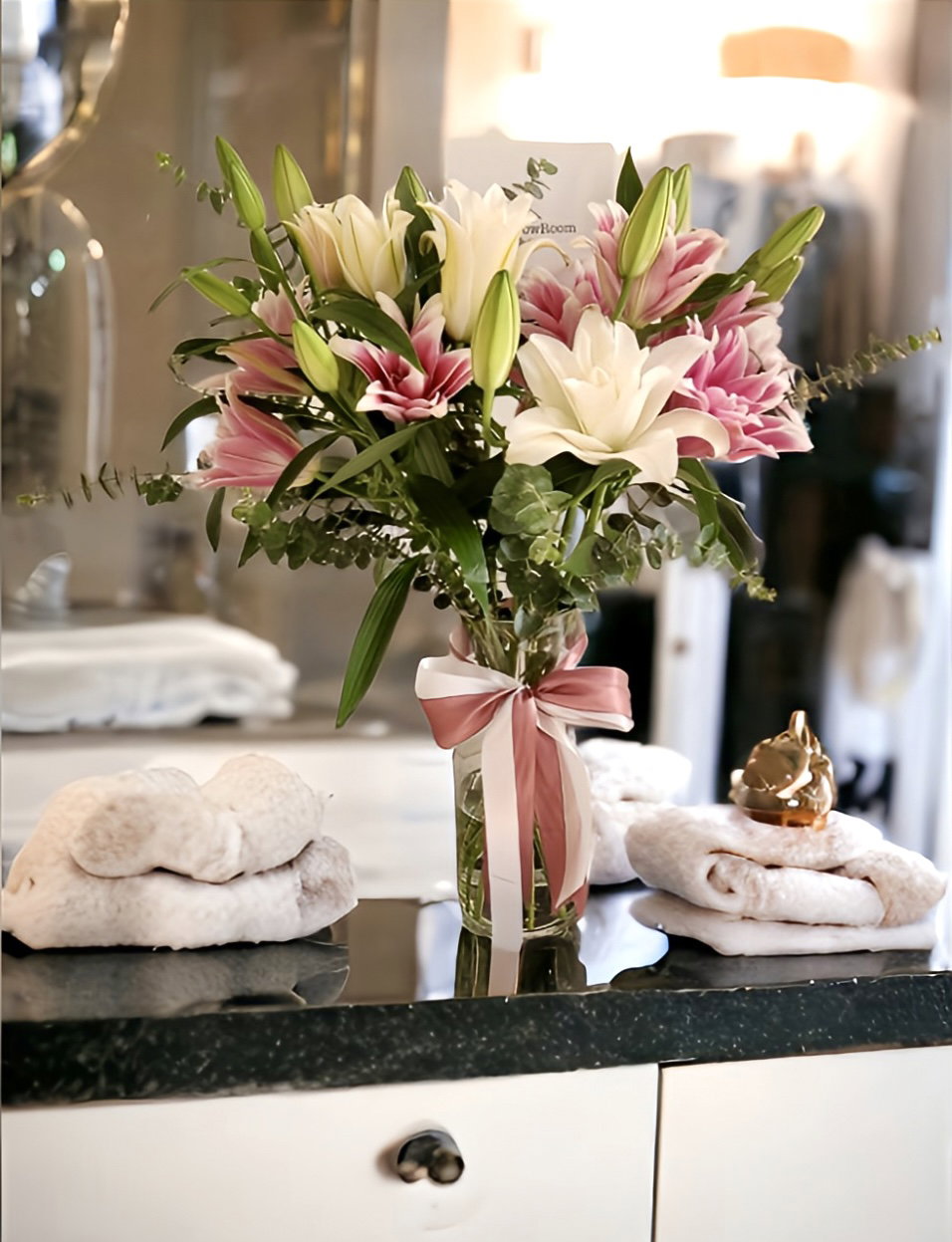 ROSE LILIES VASE ARRANGEMENT _2