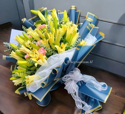 LILIES BOUQUET WRAP