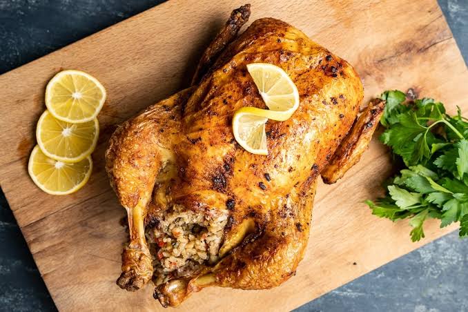 Rice Stuffed Whole Chicken - فرخة كاملة محشية أرز_0