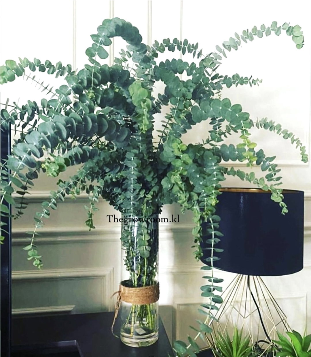 VASE ARRANGEMENT