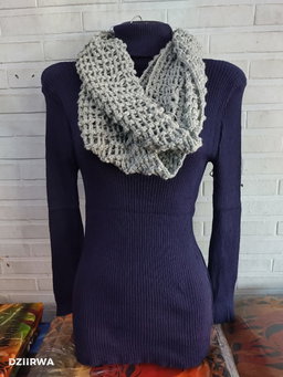 Dziirwa Infinity Scarf