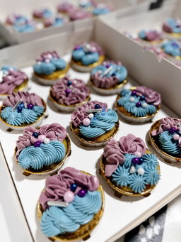 Standard Cupcakes