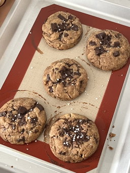  Brown Butter Chocolate Chunk Cookies