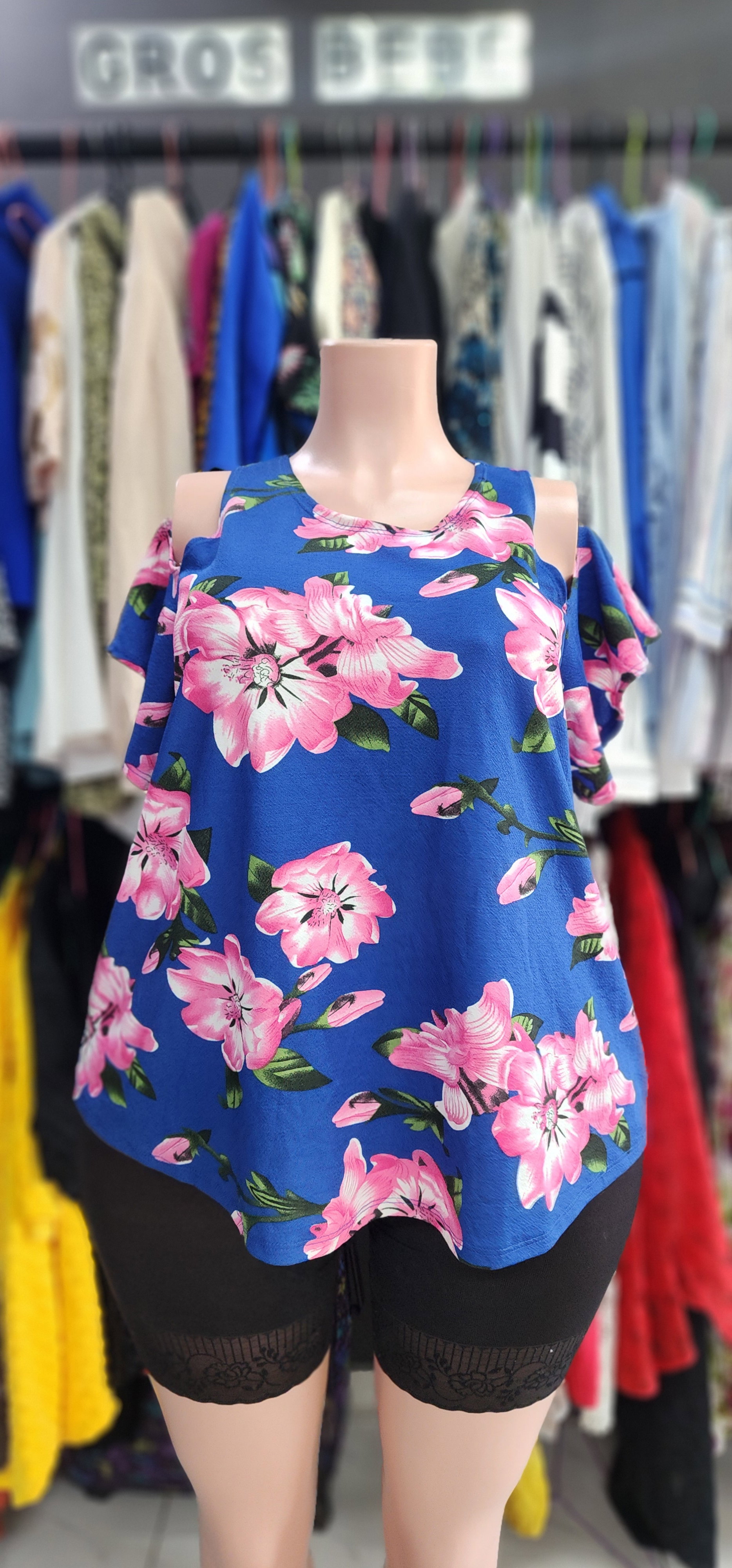 Blue Flowery blouse ( Size 42/44)_0