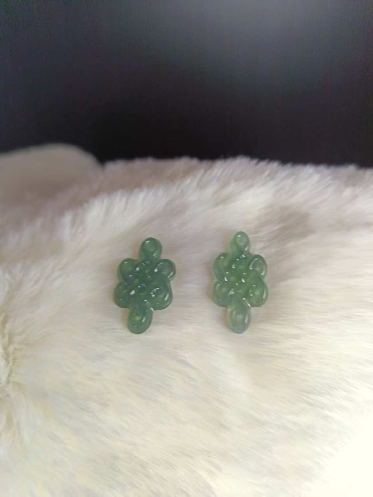 BLUE WATER JADE - CHINESE KNOT _1