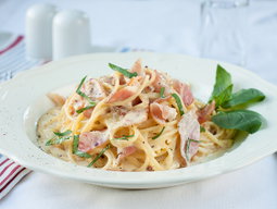Tagliatelles au jambon crème fraîche